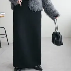 DISCOAT ナローニットスカート　ブラック