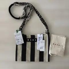 マルニマーケット　ショルダーバッグのサムネイル