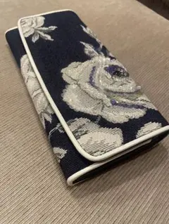 【値下‼︎】シンクビー！花柄刺繍 スパンコール 長財布のサムネイル