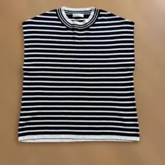 ノースリーブニット