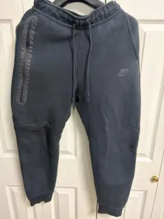 Nike テックフリース