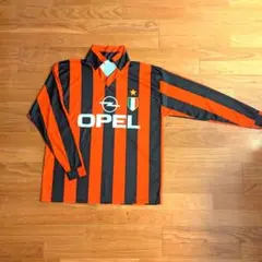 Item thumbnail for item ae382af9-e737-4949-a74b-cedf44803912