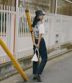 Ameri Vintage アメリヴィンテージ フラグメン ト Tシャツのサムネイル