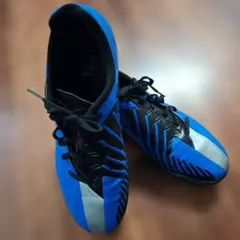 サッカーシューズ フットサル(28.5cm)