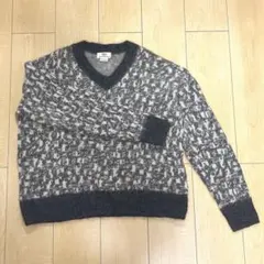 Vネックニットセーター　ZARA