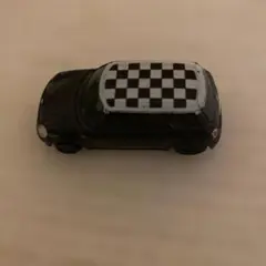 【MINI☆送料込み】黒いミニ チェッカーフラッグ屋根　約5.5＊2.2㌢のサムネイル