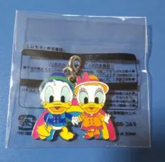 ディズニーシー　アブーズ・バザール　雨の日限定チャーム　ドナルド、デイジー