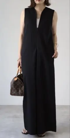 新品ボンジュールサガン★黒オールインワンサロペットワンピース