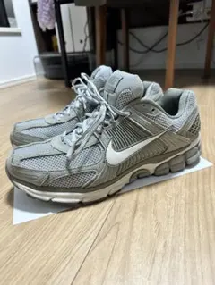 2026年最新】nike zoom vomero 5 28cmの人気アイテム - メルカリ