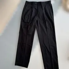 UNIQLO ノンアイロンツータックパンツ　ブラック　W82新品未使用