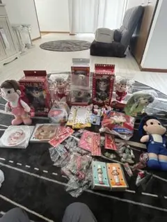 ペコちゃんグッズ　大量まとめセット　ぬいぐるみ　食器等 ペコちゃんグッズ 大量まとめセット ぬいぐるみ 食器等 - メルカリ