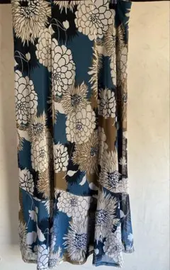 夕*顔様 花柄フレアロングスカート