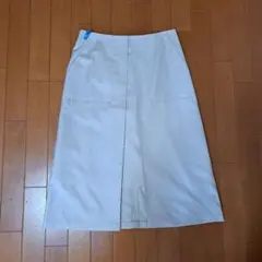 スカートのサムネイル