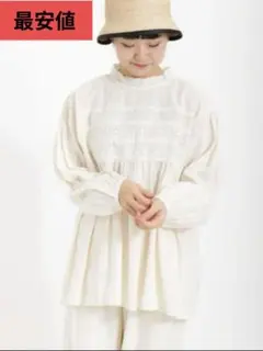 オーバーレースブラウス キナリ SM2