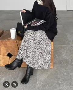 【nairo】フラワーフレアスカート ブラック ホワイト　ベージュ小花柄