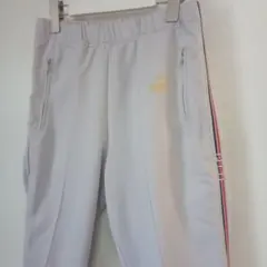 プーマ トラックパンツ 刺繍ロゴ ポケットファスナーあり スソジップあり