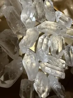 天然水晶 ナチュラルクォーツ クリスタル