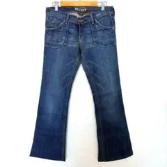 HOLLISTER ストレッチ ブーツカットジーンズ ／サイズ3のサムネイル