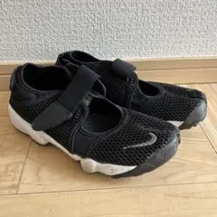 NIKE サンダル ブラックのサムネイル