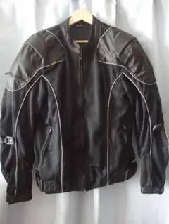 Item thumbnail for item 34888f57-e5f1-4a3b-88f2-acea0cc62c8b