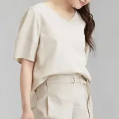 一度着用　リネンライク　Vネック　ブラウス　半袖　トップス　バック　バックルのサムネイル