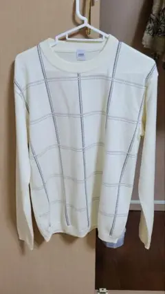 TAKEO KIKUCHI 長袖T オフホワイトカラー
