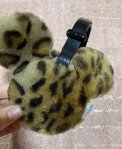 ディズニーランド　イヤーマフ　ヒョウ柄　ブラウン