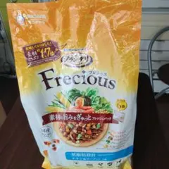 ユニ・チャーム グラン・デリ Frecious チキン&ビーフのサムネイル