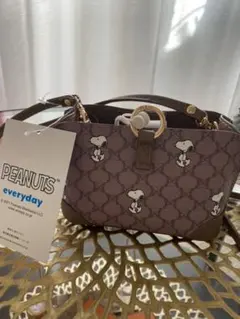 新品！しまむら！スヌーピーみにポシェット