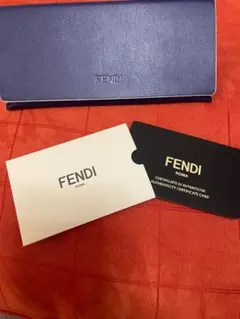 FENDI sunglass NEW! NEVER USED✅