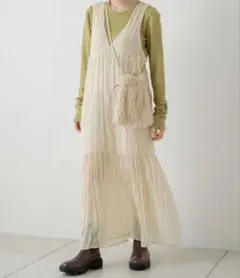 kastane ワッシャーシフォン無地ワンピース　難ありのサムネイル