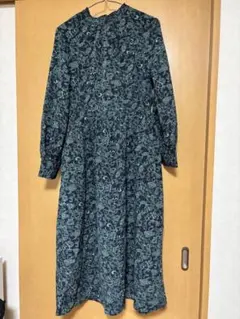 vis ペイズリー柄ワンピース