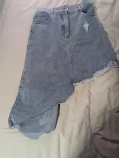 アシンメトリーデザイン デニムショートパンツ