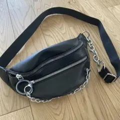 ブラックボディバッグ・ウエストポーチ