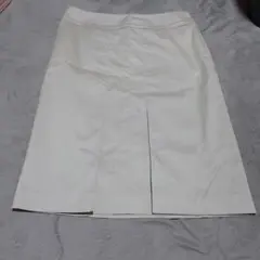 自由区 形状維持、タイトスカート