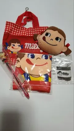 RT-8716419493様専用【未使用】不二家 ペコちゃん グッズセットのサムネイル
