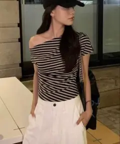 SHEIN オフショル ボーダー カットソー Tシャツ 【459846406】のサムネイル