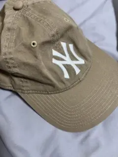 New Era 9TWENTY ニューヨーク・ヤンキース キャップ ベージュ