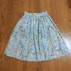 リバティプリント 膝丈フレアスカート
