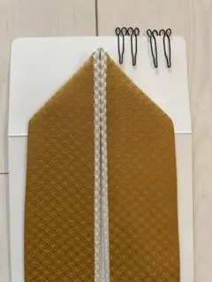 入学式・卒業式 着物 重ね衿 マスタード色 幾何学模様 ピン付き