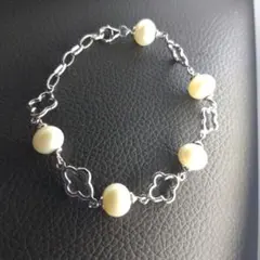 Item thumbnail for item c75b4653-050e-436e-9bd2-047c8fe5c087