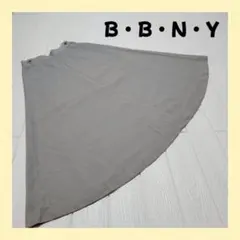 【極美品】BBNY レナウン 上質ウール混 フレア ロングスカート グレー(F)のサムネイル