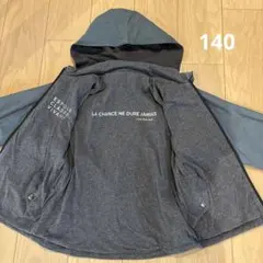 BeBe リバーシブル　フード付きジャケット