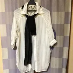 ストライプ柄オフホワイトシャツ 五分袖 レース　M