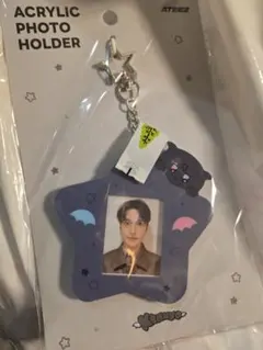 ウヨン MIGHTEEZ Wonder Room ID フォトカードホルダー