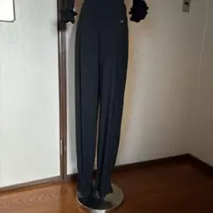 T I D ブラック レッスン裾絞パンツのサムネイル