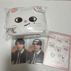 2026年最新】skzoo hyunjinの人気アイテム - メルカリ