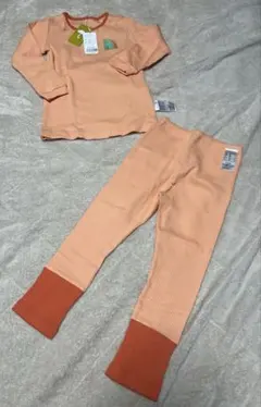 新品未使用　モイモルン　セットアップ　120