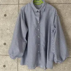 【完売品】しまむら　ボーダーシャツ　バルン袖シャツ