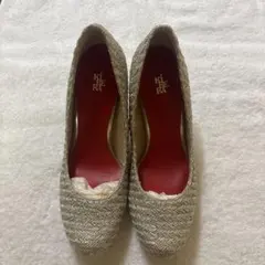 【新品未使用】KiBERA ラウンドハイヒールパンプス23.0cmのサムネイル